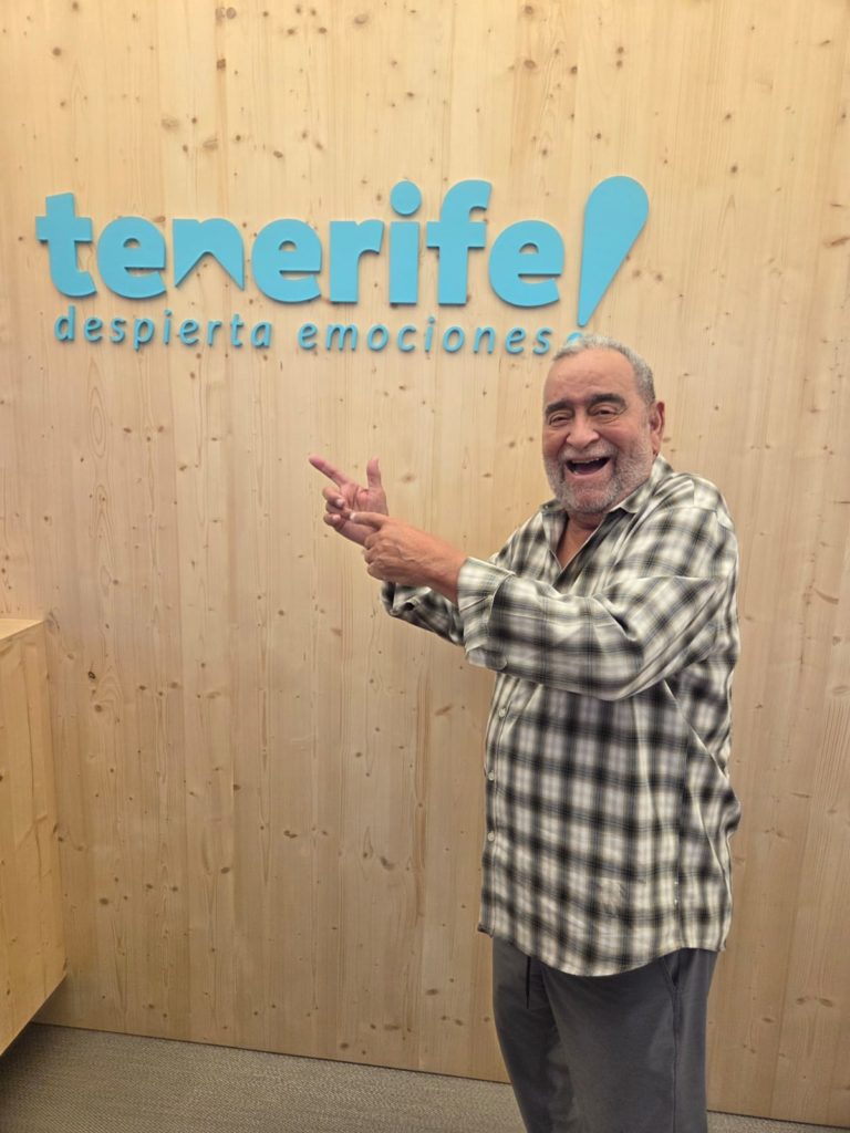 Andy Montañez ya está en la isla para actuar el próximo sábado. Y, como siempre, encantado de visitar Tenerife porque, después de Puerto Rico, esta es su segunda isla.