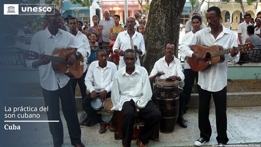 El son cubano representa uno de los pilares fundamentales de la música de la isla, resultado de la integración de tradiciones sonoras africanas y españolas. (Foto: Redes UNESCO)